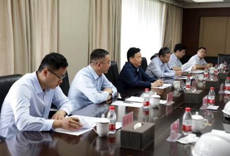 打造向上向前第一象限生力軍 錘煉甘于做人做事作難、受苦受累受屈的企業(yè)家隊伍——河南投資集團黨委書記、董事長劉新勇蒞臨安彩高科開展主題教育調(diào)研